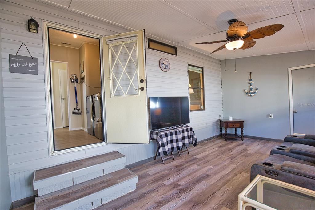 Active With Contract: $165,000 (2 beds, 2 baths, 1184 Square Feet)