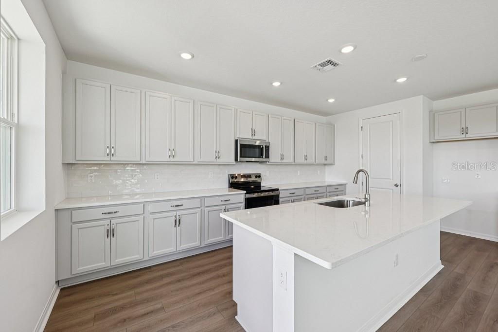 待售: $489,990 (3 贝兹, 2 浴室, 2791 平方英尺)