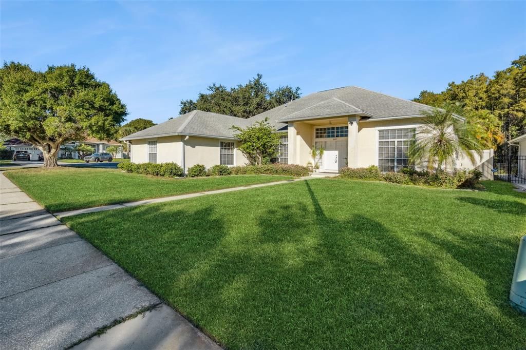 待售: $590,000 (4 贝兹, 2 浴室, 2158 平方英尺)