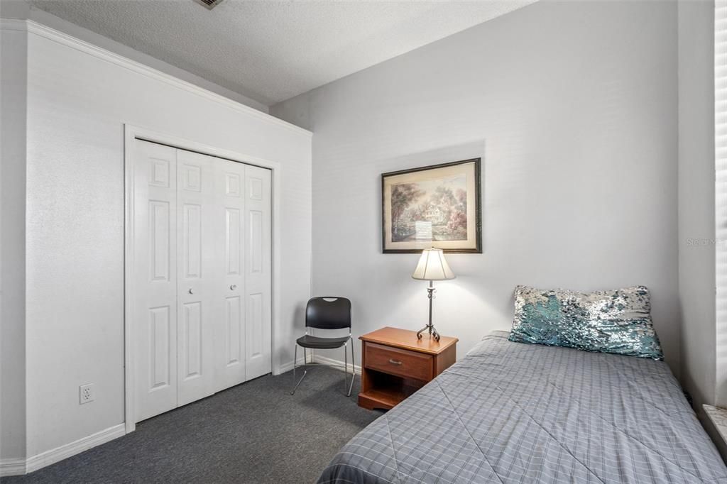 待售: $590,000 (4 贝兹, 2 浴室, 2158 平方英尺)