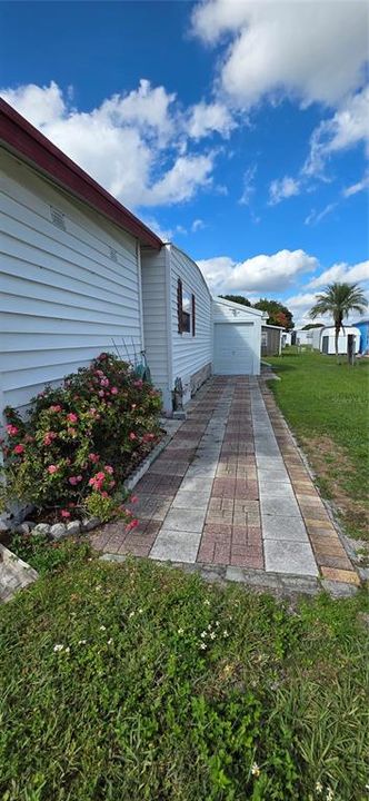 For Sale: $224,000 (2 beds, 2 baths, 1804 Square Feet)