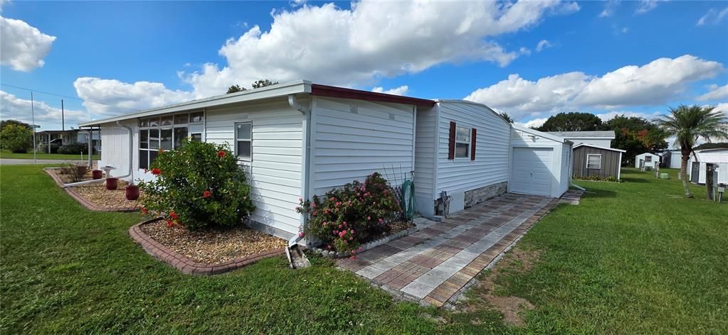 For Sale: $224,000 (2 beds, 2 baths, 1804 Square Feet)