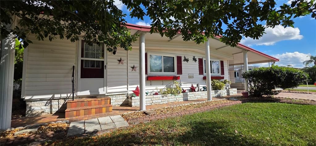 For Sale: $224,000 (2 beds, 2 baths, 1804 Square Feet)