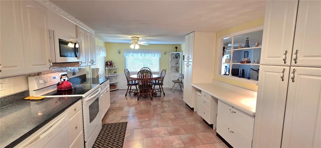 For Sale: $224,000 (2 beds, 2 baths, 1804 Square Feet)