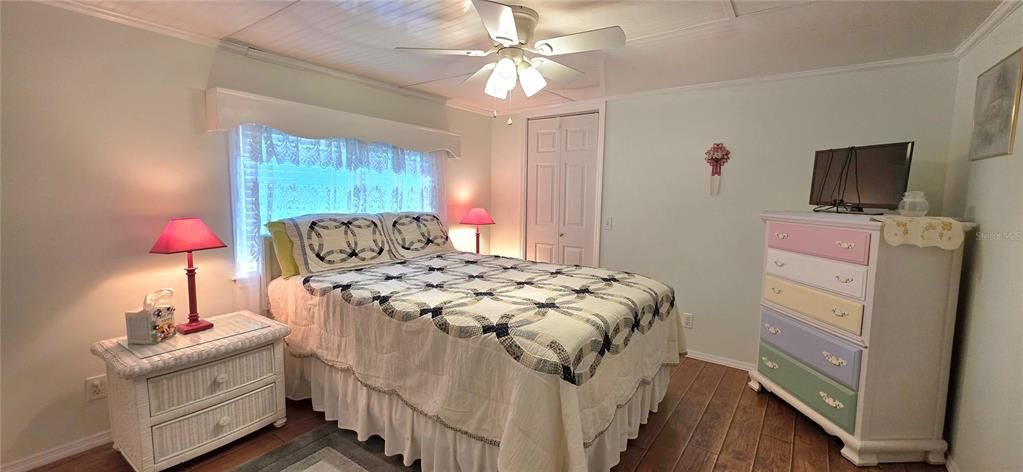 For Sale: $224,000 (2 beds, 2 baths, 1804 Square Feet)