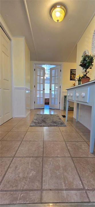 For Sale: $224,000 (2 beds, 2 baths, 1804 Square Feet)