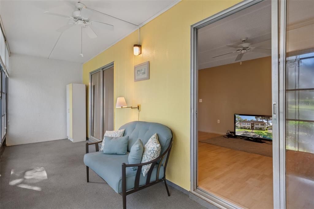 待售: $109,000 (2 贝兹, 2 浴室, 1035 平方英尺)