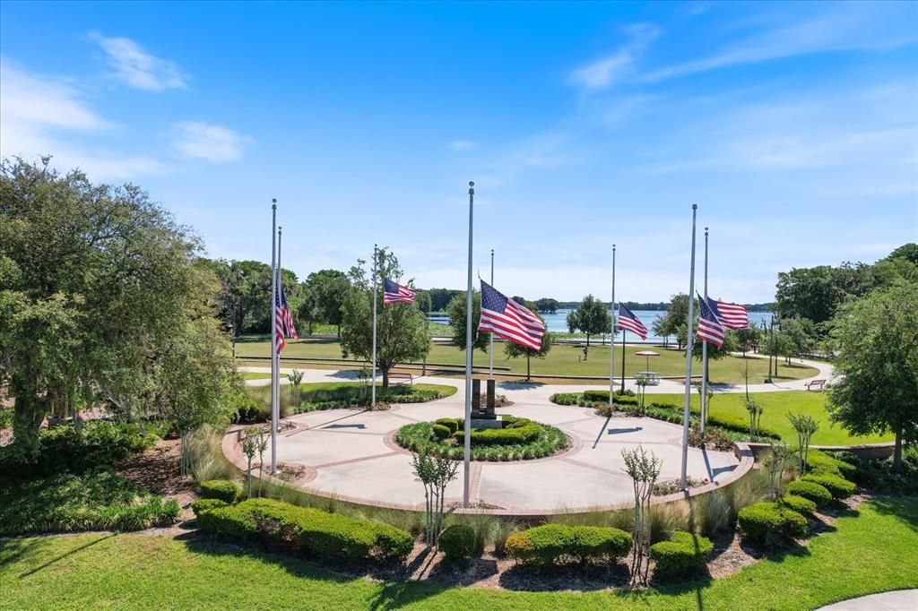 待售: $109,000 (2 贝兹, 2 浴室, 1035 平方英尺)