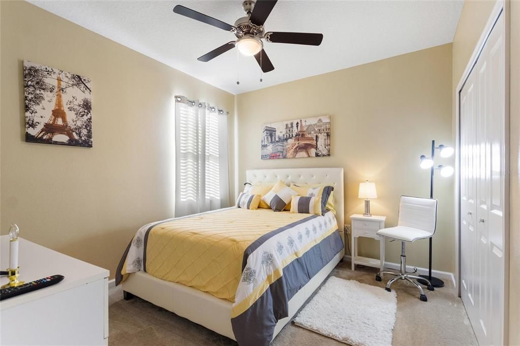 For Sale: $390,000 (4 beds, 3 baths, 2384 Square Feet)