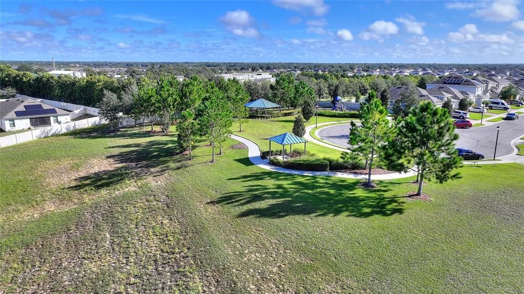 For Sale: $390,000 (4 beds, 3 baths, 2384 Square Feet)