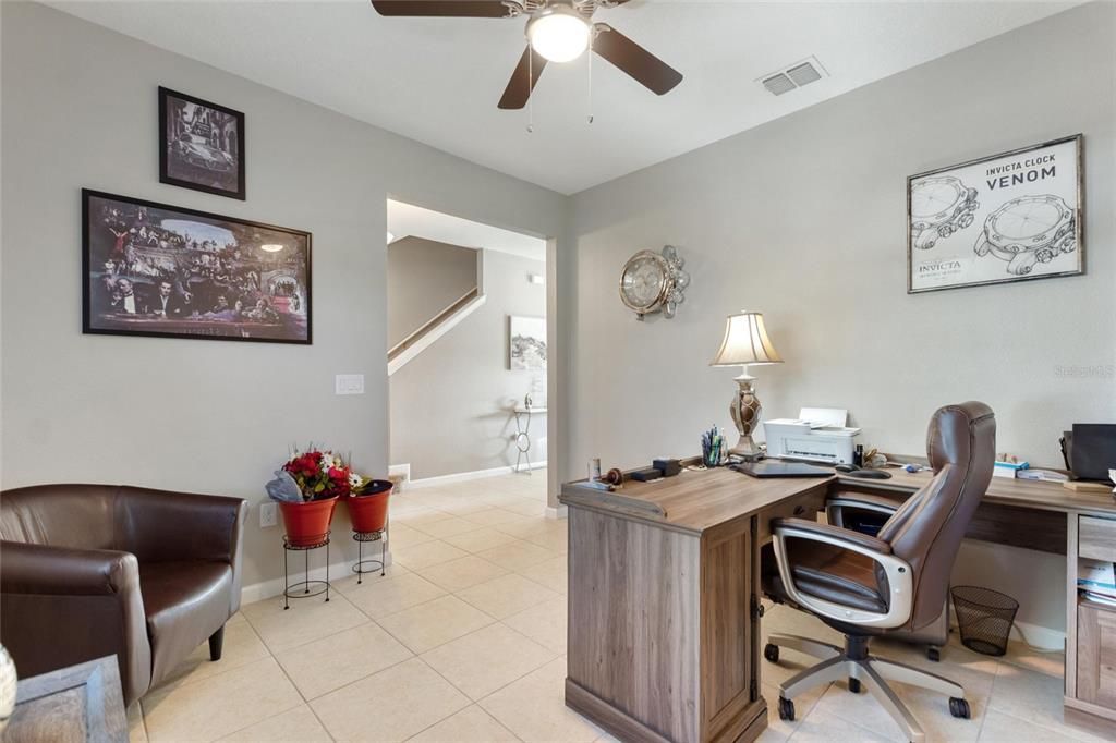 For Sale: $390,000 (4 beds, 3 baths, 2384 Square Feet)