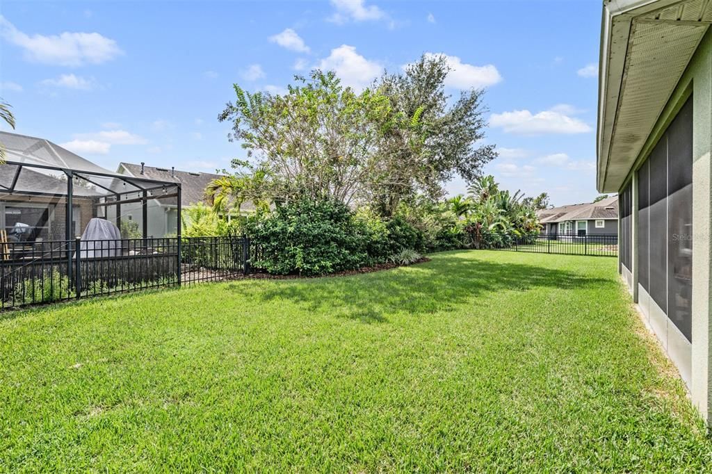 For Sale: $440,000 (3 beds, 3 baths, 2610 Square Feet)
