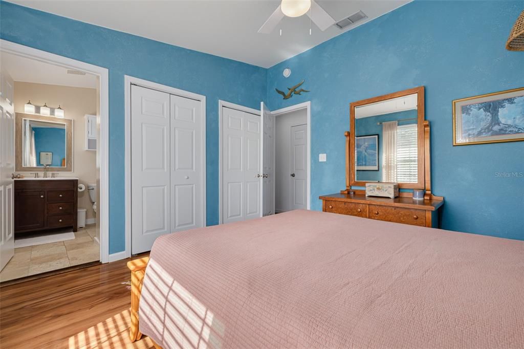 En Venta: $565,000 (3 camas, 2 baños, 1106 Pies cuadrados)