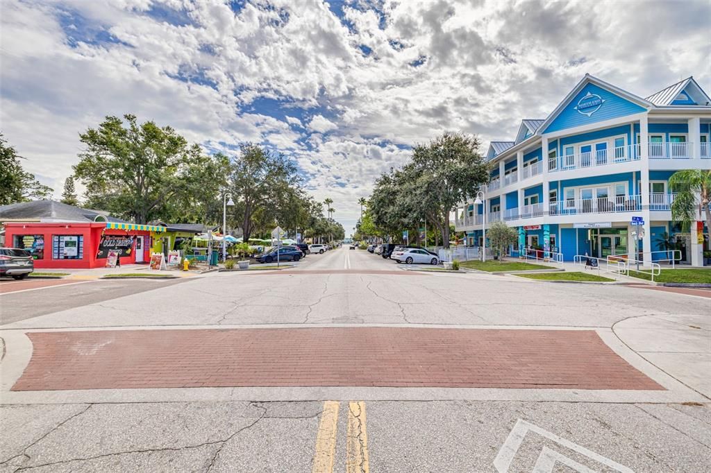 En Venta: $565,000 (3 camas, 2 baños, 1106 Pies cuadrados)