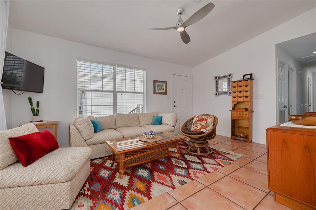 En Venta: $565,000 (3 camas, 2 baños, 1106 Pies cuadrados)