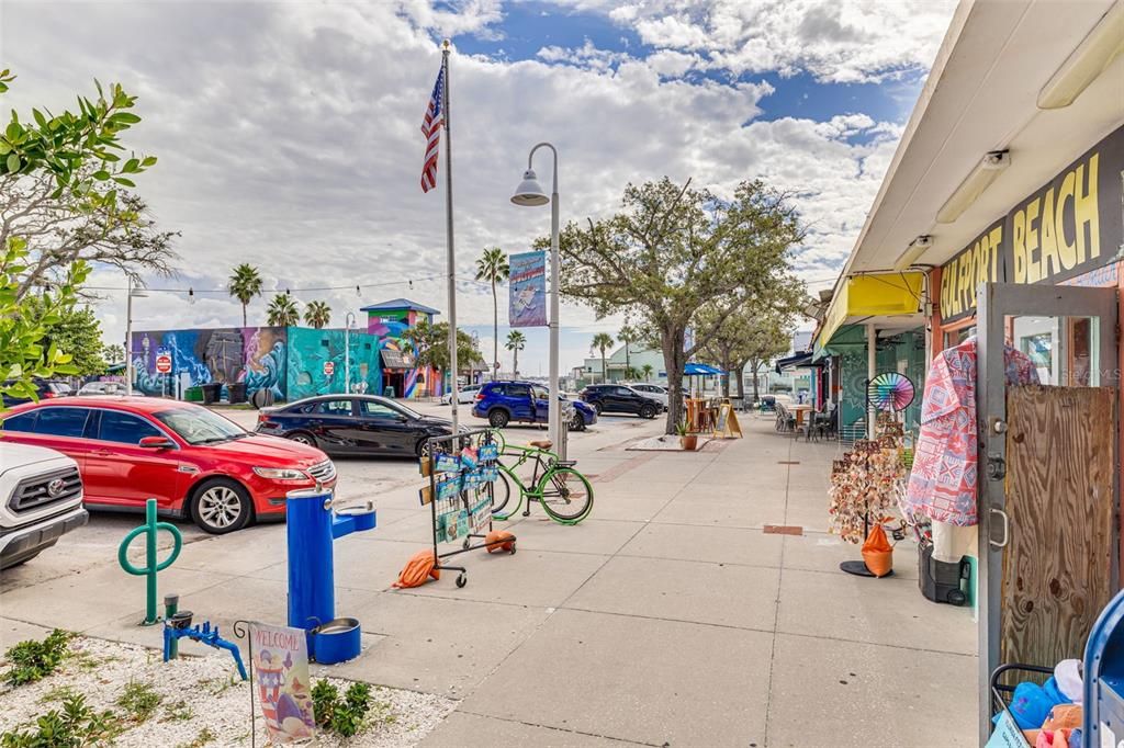 En Venta: $565,000 (3 camas, 2 baños, 1106 Pies cuadrados)