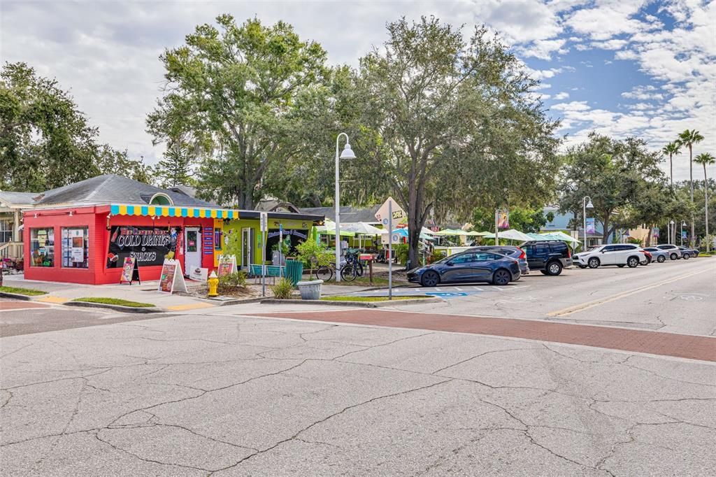 En Venta: $565,000 (3 camas, 2 baños, 1106 Pies cuadrados)