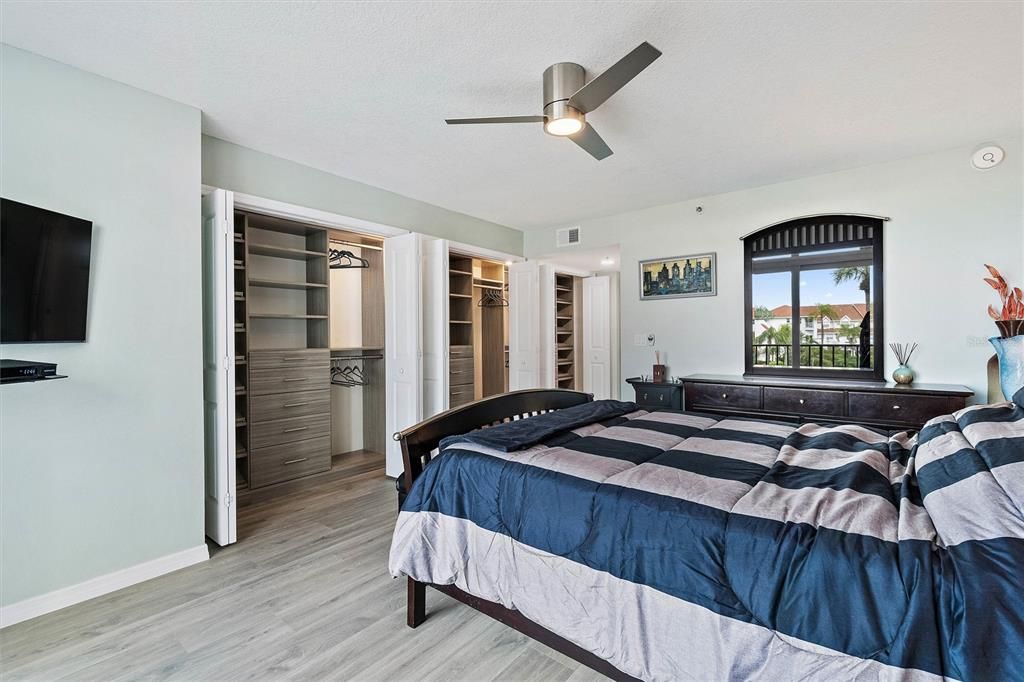 For Rent: $3,900 (2 beds, 2 baths, 1265 Square Feet)