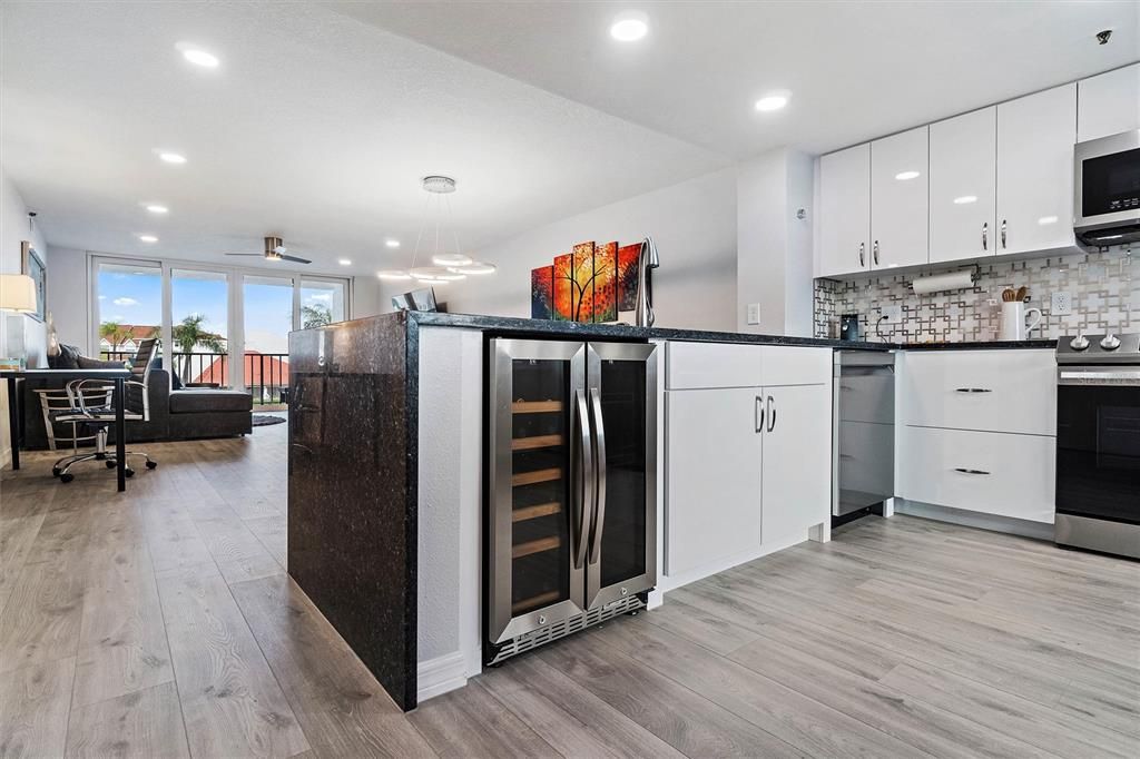 For Rent: $3,900 (2 beds, 2 baths, 1265 Square Feet)