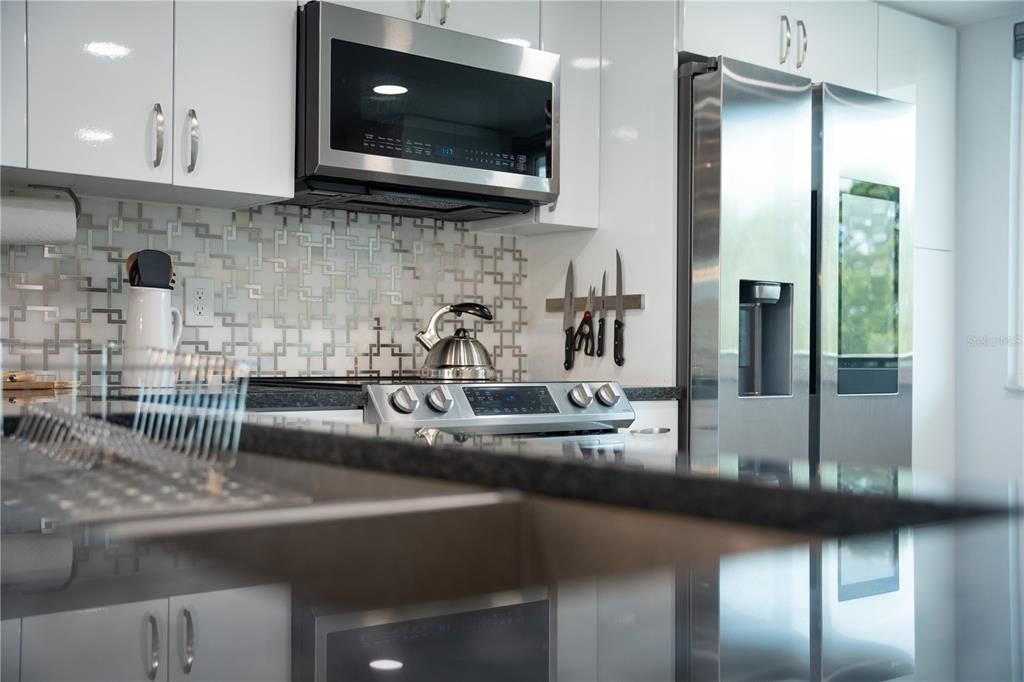 For Rent: $3,900 (2 beds, 2 baths, 1265 Square Feet)