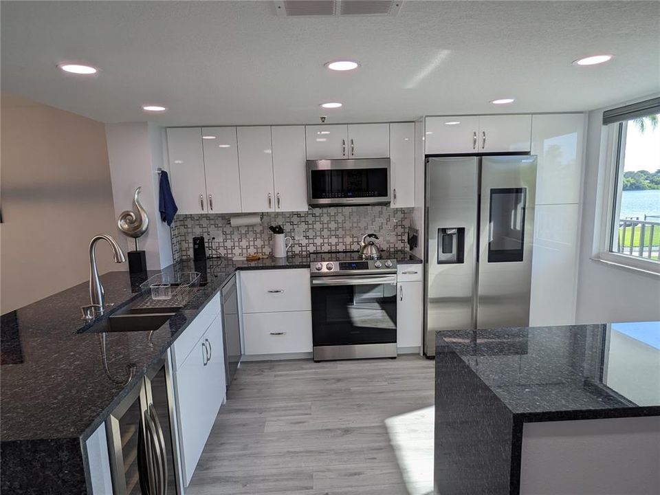 For Rent: $3,900 (2 beds, 2 baths, 1265 Square Feet)