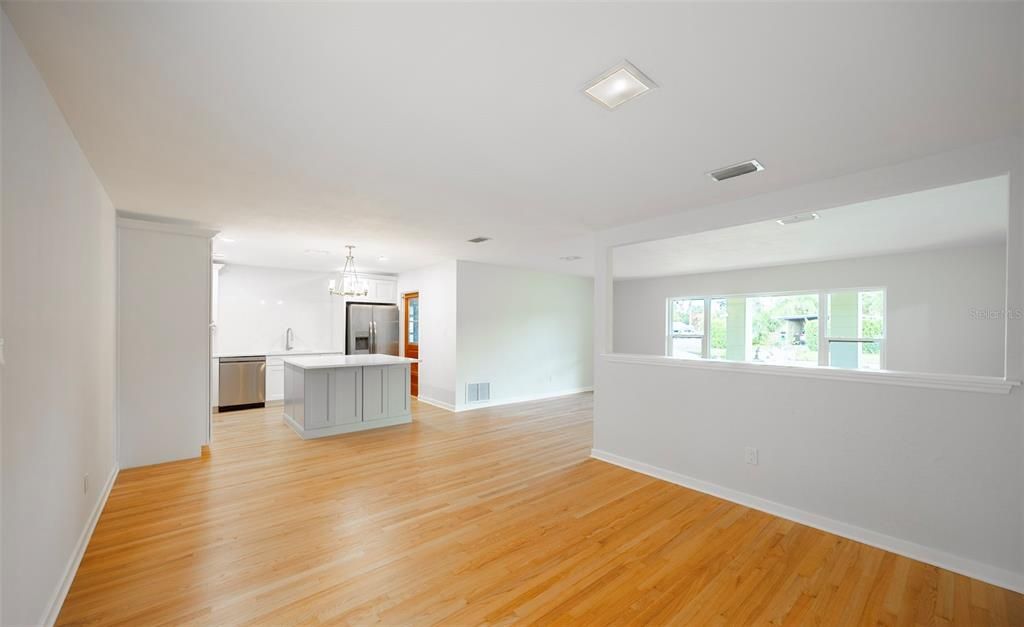 待售: $594,400 (3 贝兹, 2 浴室, 1485 平方英尺)