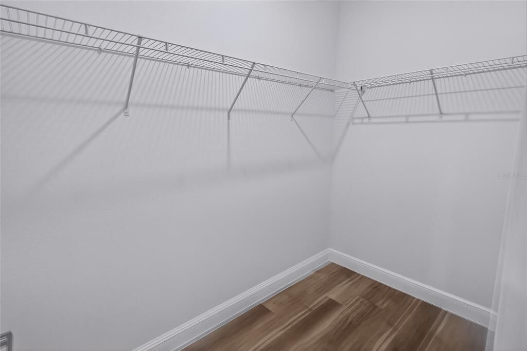 待售: $304,900 (4 贝兹, 2 浴室, 1833 平方英尺)