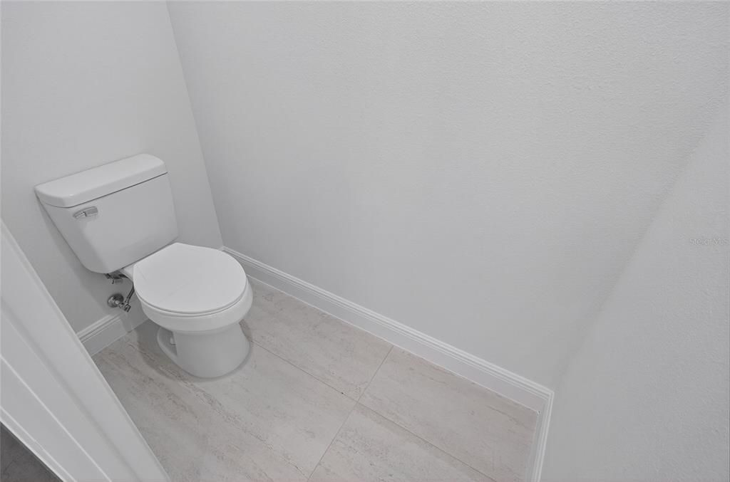 待售: $304,900 (4 贝兹, 2 浴室, 1833 平方英尺)