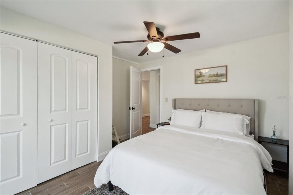 合同活跃: $764,000 (3 贝兹, 2 浴室, 1632 平方英尺)