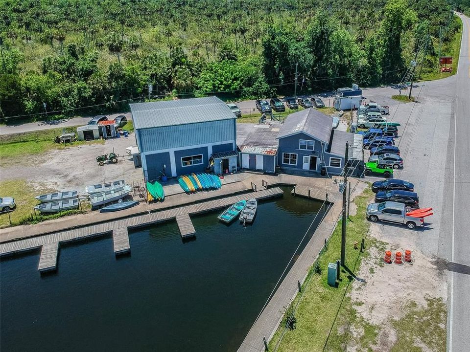 合同活跃: $764,000 (3 贝兹, 2 浴室, 1632 平方英尺)