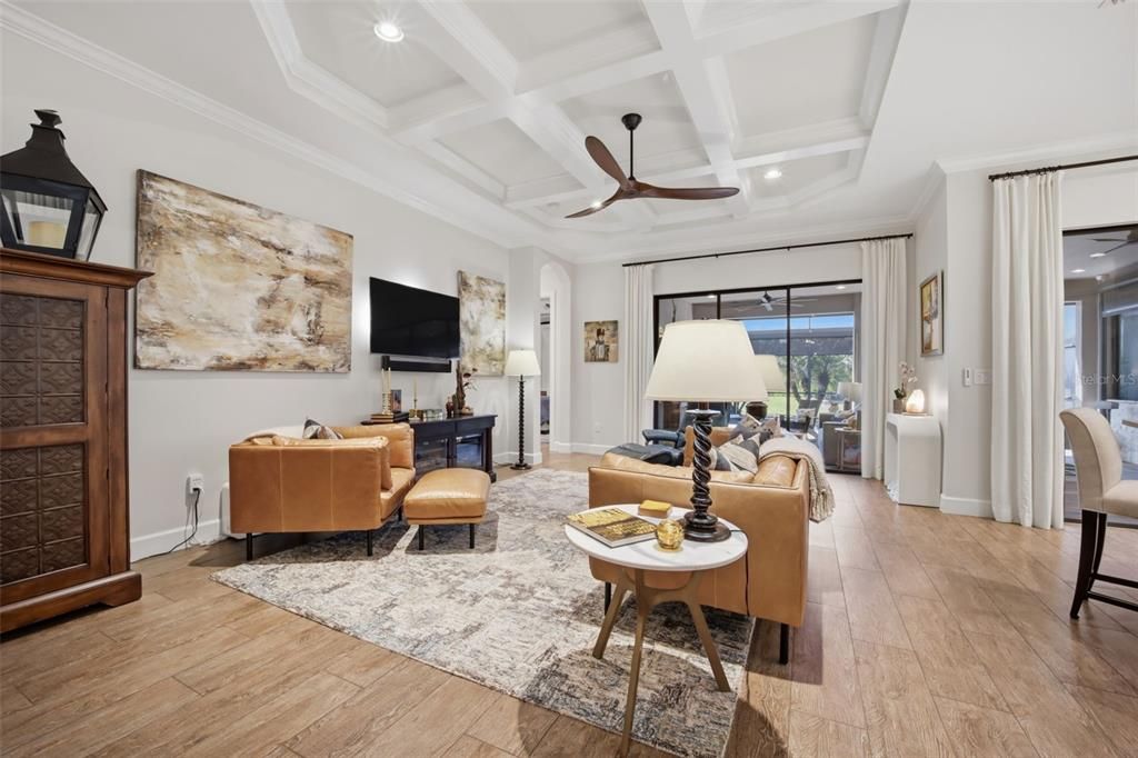 For Sale: $750,000 (3 beds, 3 baths, 2275 Square Feet)