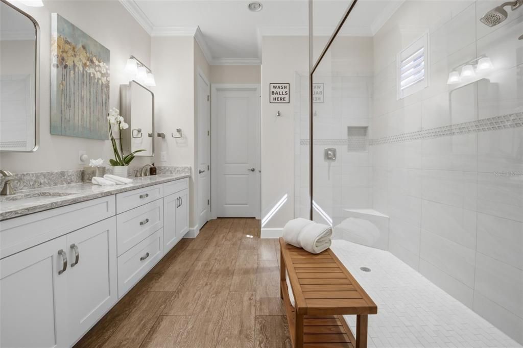 For Sale: $750,000 (3 beds, 3 baths, 2275 Square Feet)