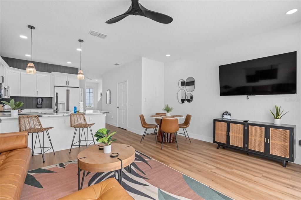 En Venta: $459,900 (3 camas, 3 baños, 1440 Pies cuadrados)