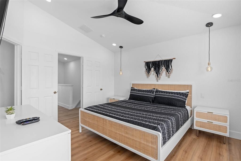 En Venta: $459,900 (3 camas, 3 baños, 1440 Pies cuadrados)