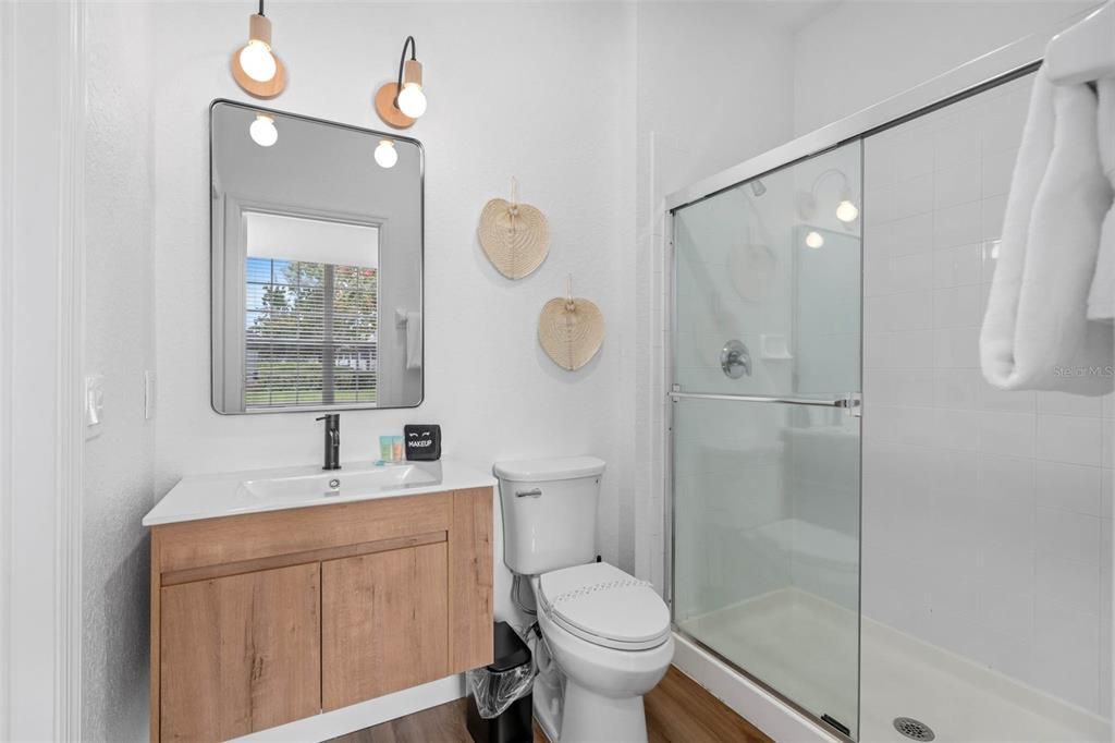 En Venta: $459,900 (3 camas, 3 baños, 1440 Pies cuadrados)