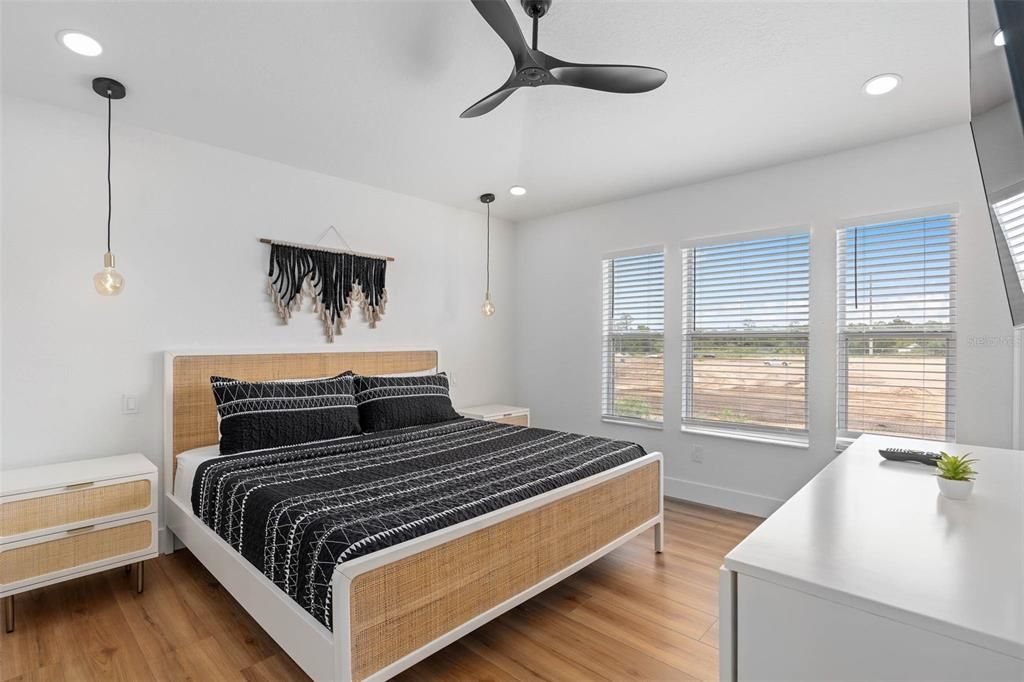 En Venta: $459,900 (3 camas, 3 baños, 1440 Pies cuadrados)