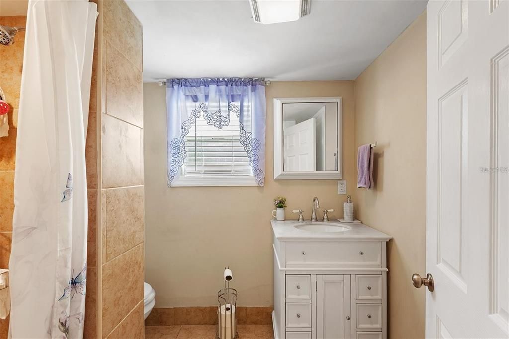 For Sale: $365,000 (0 beds, 0 baths, 1450 Square Feet)