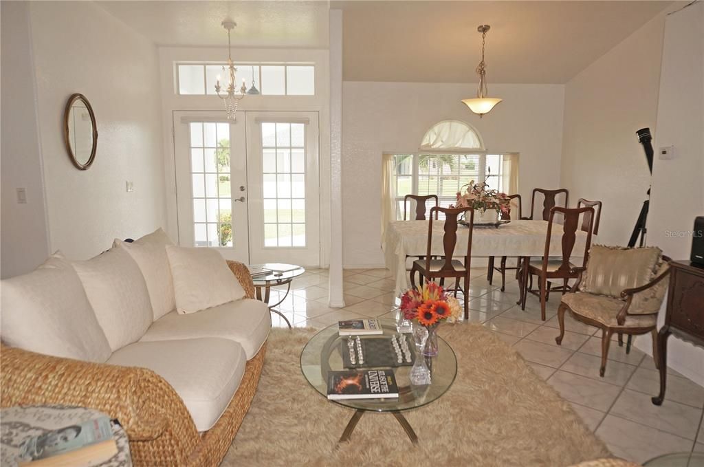 На продажу: $524,500 (3 спален, 2 ванн, 1692 Квадратных фут)