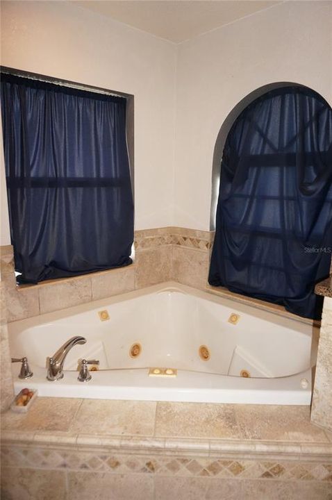 На продажу: $524,500 (3 спален, 2 ванн, 1692 Квадратных фут)