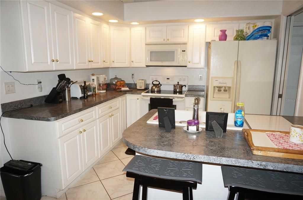 На продажу: $524,500 (3 спален, 2 ванн, 1692 Квадратных фут)