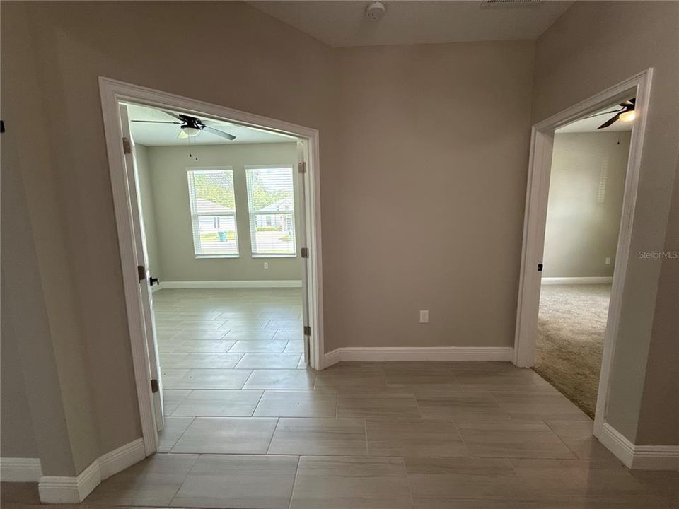 出租: $3,000 (3 贝兹, 3 浴室, 2170 平方英尺)