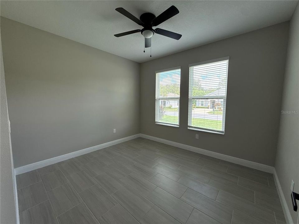 出租: $3,000 (3 贝兹, 3 浴室, 2170 平方英尺)