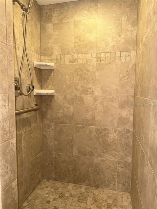 For Rent: $1,695 (2 beds, 2 baths, 1054 Square Feet)