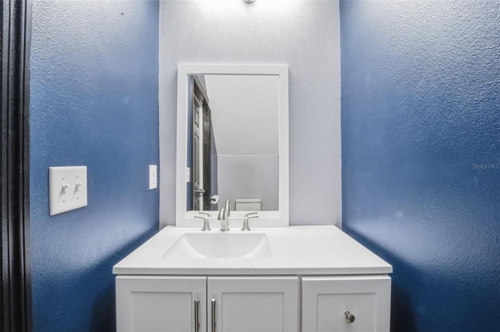 For Sale: $355,000 (3 beds, 2 baths, 1670 Square Feet)