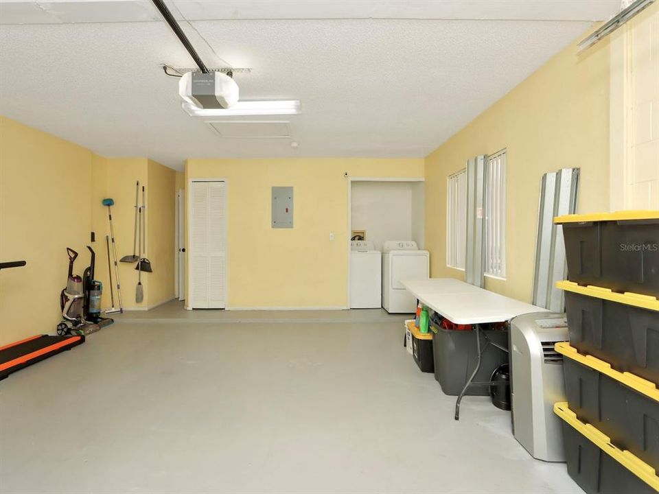 En Venta: $370,000 (3 camas, 2 baños, 1419 Pies cuadrados)