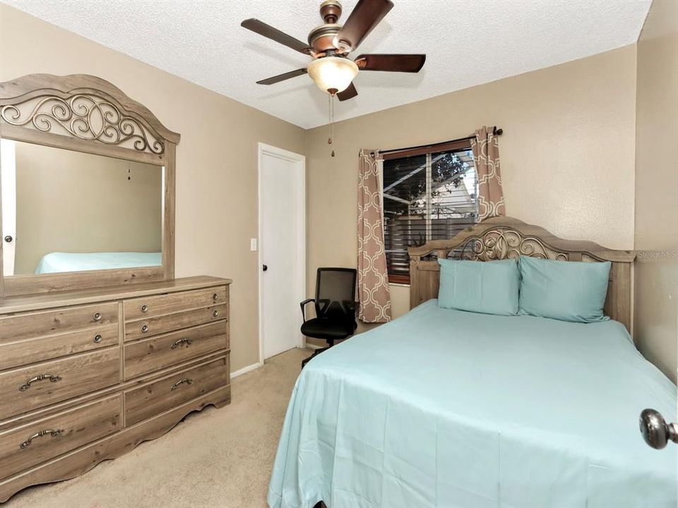 En Venta: $370,000 (3 camas, 2 baños, 1419 Pies cuadrados)