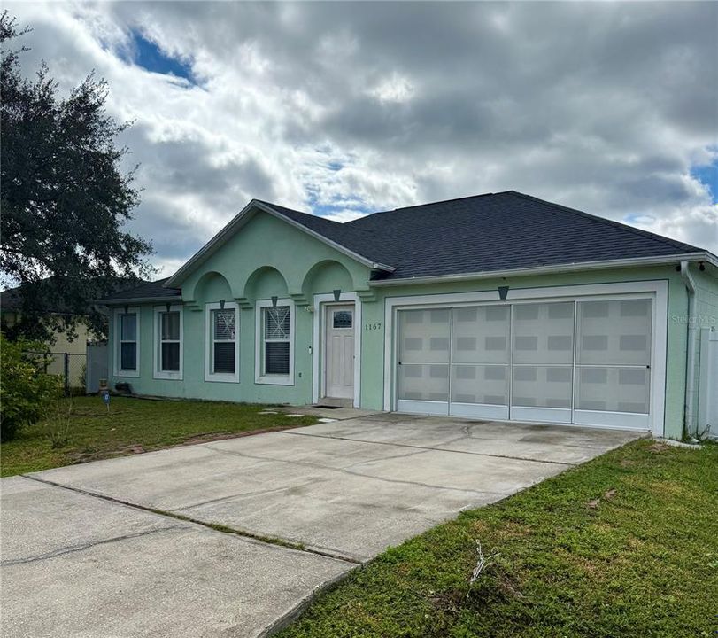 合同活跃: $289,000 (4 贝兹, 2 浴室, 2110 平方英尺)