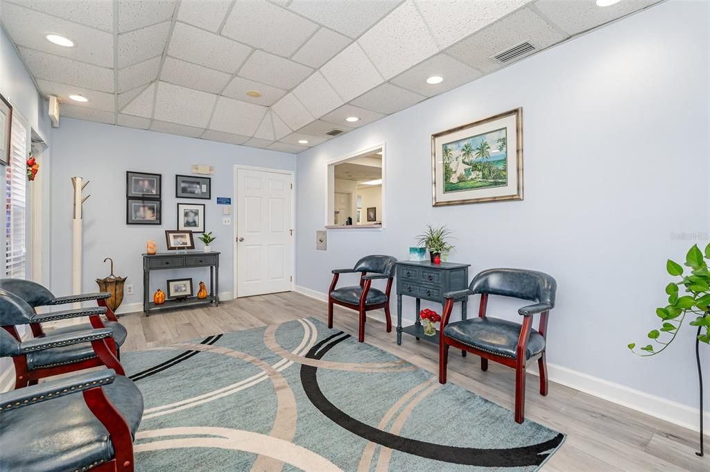 待售: $395,000 (0 贝兹, 0 浴室, 1870 平方英尺)