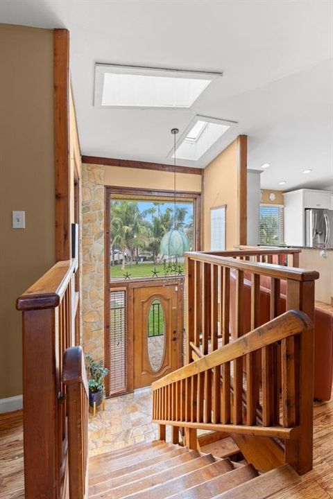 На продажу: $969,000 (2 спален, 2 ванн, 2366 Квадратных фут)