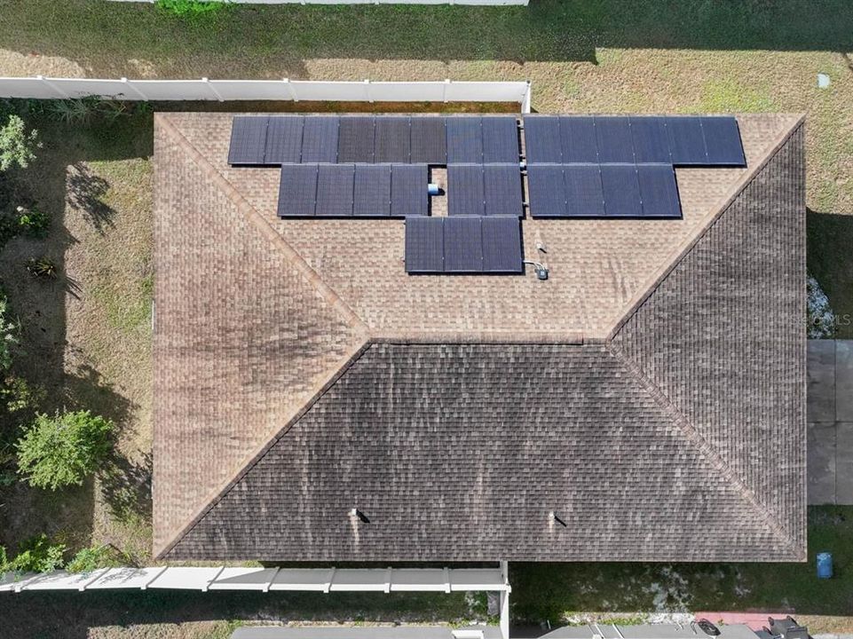 For Sale: $320,000 (4 beds, 2 baths, 1612 Square Feet)